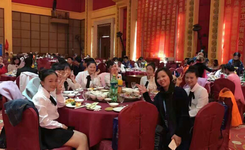 天機(jī)傳動(dòng)2016東莞網(wǎng)商會(huì)現(xiàn)場(chǎng) 天機(jī)傳動(dòng)2016東莞網(wǎng)商會(huì)現(xiàn)場(chǎng)